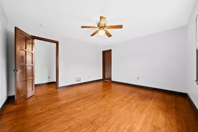 240 N Haft St, Houston, PA 15342 - Photo 26