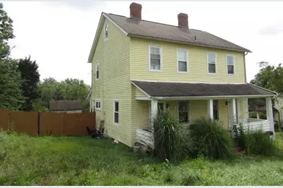 132 Pine St, Sewickley Township, PA 15678 - Photo 2