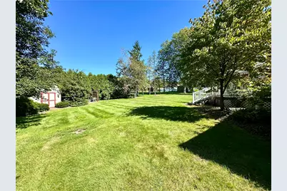 22 Meadowbrook Dr, Neshannock Township, PA 16105 - Photo 14