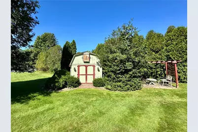 22 Meadowbrook Dr, Neshannock Township, PA 16105 - Photo 16