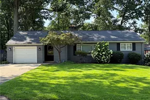 801 Lillian, Hermitage, PA 16148 - Photo 1