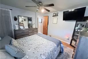 122 S Joslyn Dr, Pittsburgh, PA 15235 - Photo 18