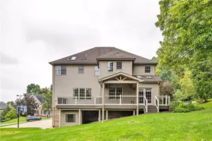 402 Honey Locust Dr, Cranberry Township, PA 16066 - Photo 4