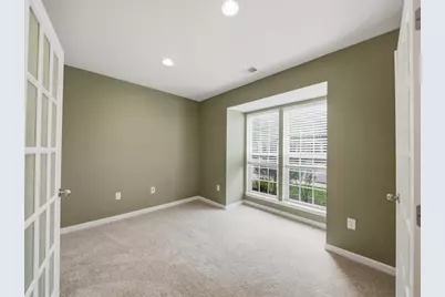 400 Fairgate Dr, Pine Township, PA 15090 - Photo 4