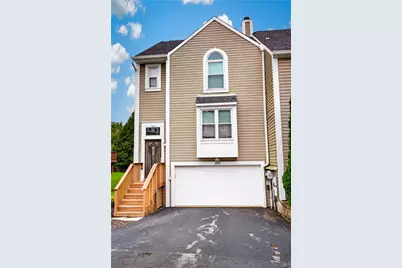 2659 Hunters Pointe Drive, Pittsburgh, PA 15090 - Photo 2