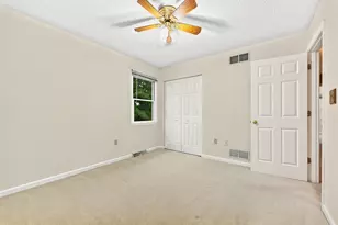 704 Red Barn Ct, Bethel Park, PA 15102 - Photo 36