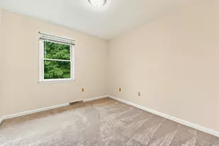 704 Red Barn Ct, Bethel Park, PA 15102 - Photo 40