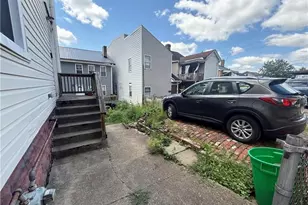 907 Spring Way, Pittsburgh, PA 15215 - Photo 2