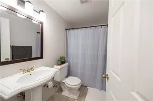 155 Foxcroft Rd, Scott Township, PA 15220 - Photo 22