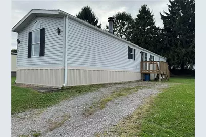 19 Holly Hill Dr, Freedom, PA 15042 - Photo 2