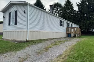 19 Holly Hill Dr, Freedom, PA 15042 - Photo 2