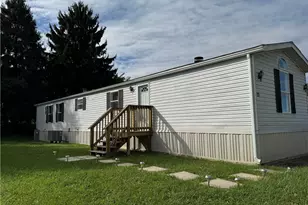 19 Holly Hill Dr, Freedom, PA 15042 - Photo 1