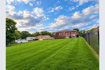 113 Elm Dr, Monaca, PA 15061 - Photo 8