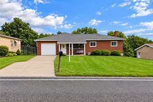 113 Elm Dr, Monaca, PA 15061 - Photo 1