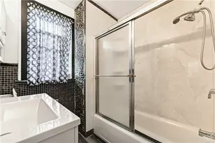 52 Queenston St, Pittsburgh, PA 15210 - Photo 24