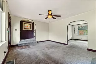 52 Queenston St, Pittsburgh, PA 15210 - Photo 8