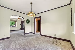 52 Queenston St, Pittsburgh, PA 15210 - Photo 12