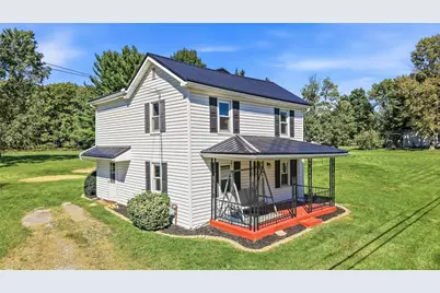 1251 Franklin Rd, Jackson Center Boro, PA 16133 - Photo 2