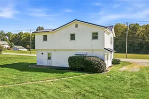 1251 Franklin Rd, Jackson Center Boro, PA 16133 - Photo 34