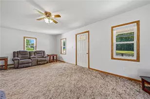 1251 Franklin Rd, Jackson Center Boro, PA 16133 - Photo 14