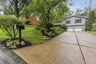 1532 Jenkins Dr, Pittsburgh, PA 15241 - Photo 2