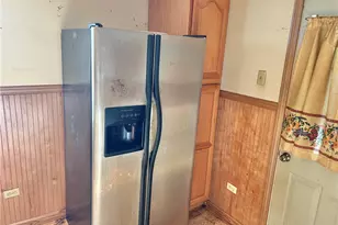 100 Fulton St, North Franklin Township, PA 15301 - Photo 8