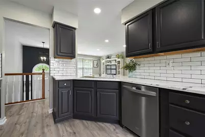 517 Bluegrass Dr, North Strabane, PA 15317 - Photo 18