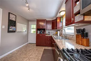 1302 Kirsopp Ave, Banksville/Westwood, PA 15220 - Photo 8