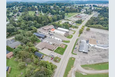 1637 N Main Street Ext, Center Township, PA 16001 - Photo 18