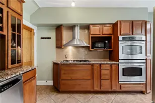 782 Loretta St, Pittsburgh, PA 15217 - Photo 8