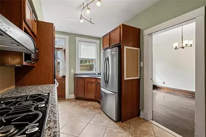 782 Loretta St, Pittsburgh, PA 15217 - Photo 10