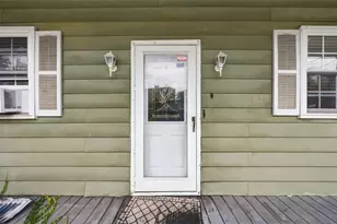 132 E Eugene Ave, Munhall, PA 15120 - Photo 8