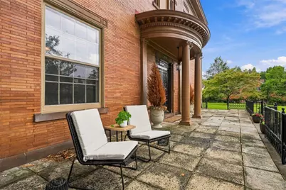 5238 Ellsworth Ave, Pittsburgh, PA 15232 - Photo 2