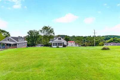 212 East Ave, West Mifflin, PA 15122 - Photo 2