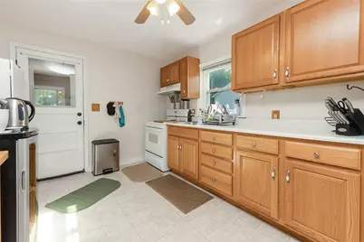 568 E Main St Ext, Pine Township, PA 16127 - Photo 12