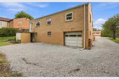 26 Sterling Dr, Robinson Twp, PA 15108 - Photo 34