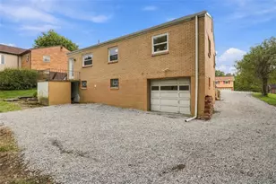 26 Sterling Dr, Robinson Twp, PA 15108 - Photo 34
