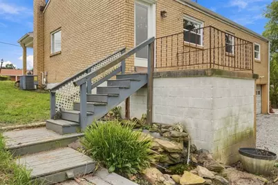 26 Sterling Dr, Robinson Twp, PA 15108 - Photo 36