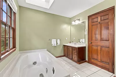 2525 Lindenwood Dr, Pittsburgh, PA 15090 - Photo 24