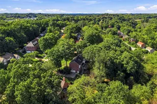 2525 Lindenwood Dr, Pittsburgh, PA 15090 - Photo 40