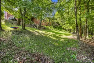 2525 Lindenwood Dr, Pittsburgh, PA 15090 - Photo 34