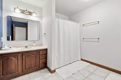2525 Lindenwood Dr, Pittsburgh, PA 15090 - Photo 28