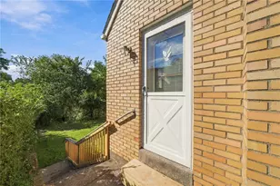 6727 W Barivista Dr, Pittsburgh, PA 15147 - Photo 32