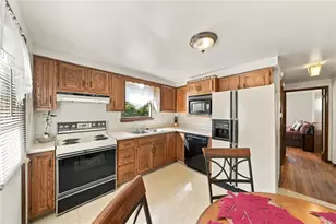 6727 W Barivista Dr, Pittsburgh, PA 15147 - Photo 10