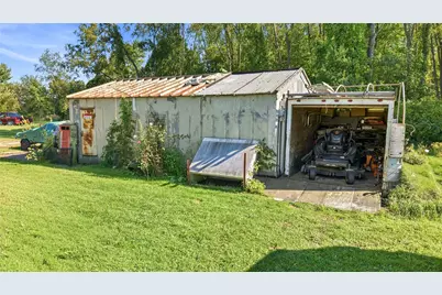 3841 N Hermitage Road #0, Pymatuning Township, PA 16154 - Photo 14