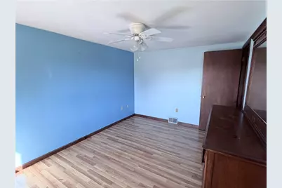 722 Courtview Dr, Hempfield Township, PA 15601 - Photo 20