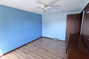 722 Courtview Dr, Hempfield Township, PA 15601 - Photo 20