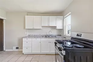 80 McKinnie Ave, McKees Rocks, PA 15136 - Photo 12