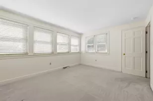 2689 Timberglen Dr, Pittsburgh, PA 15090 - Photo 32
