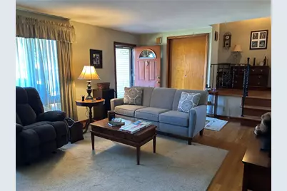 488 Toledo Drive, Lower Burrell, PA 15068 - Photo 2